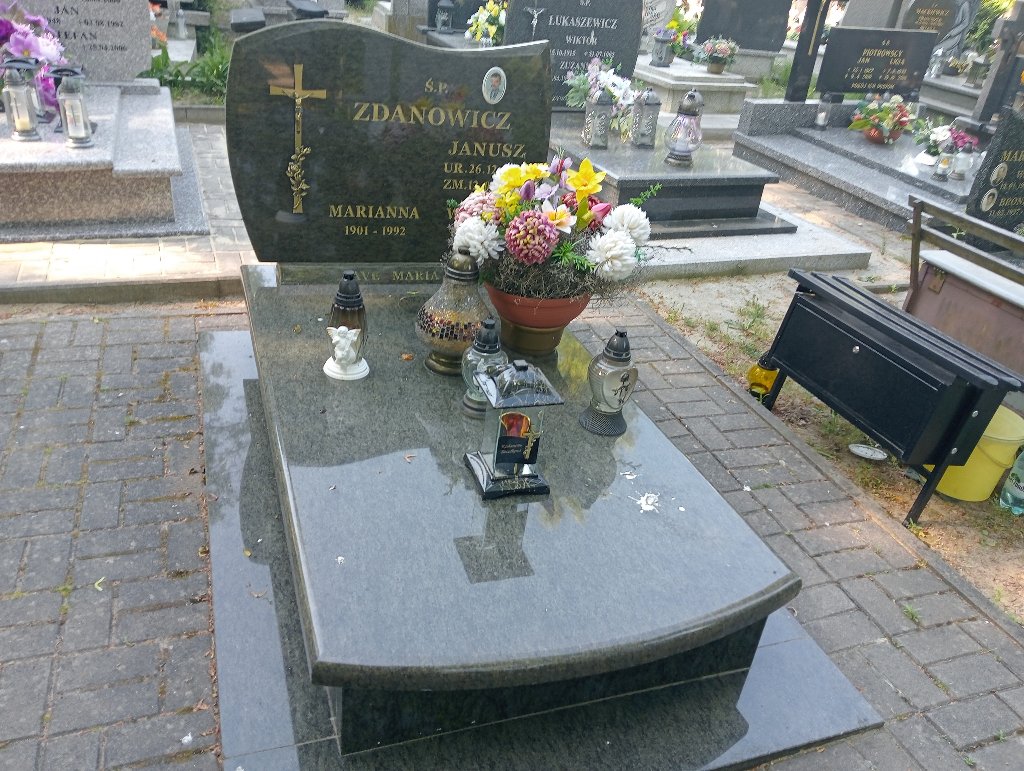 Grób Janusz  Zdanowicz