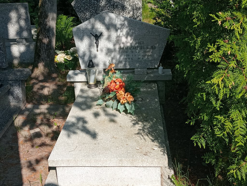 Grób Paweł  Woroniecki