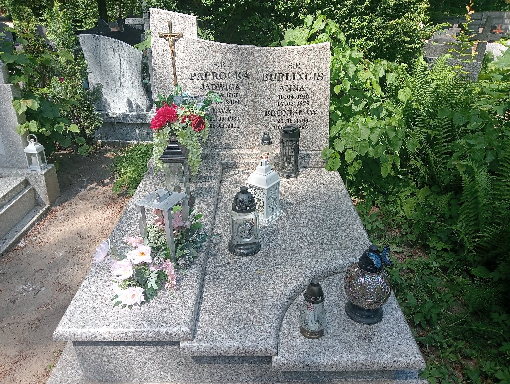 Grób Ewa  Paprocka