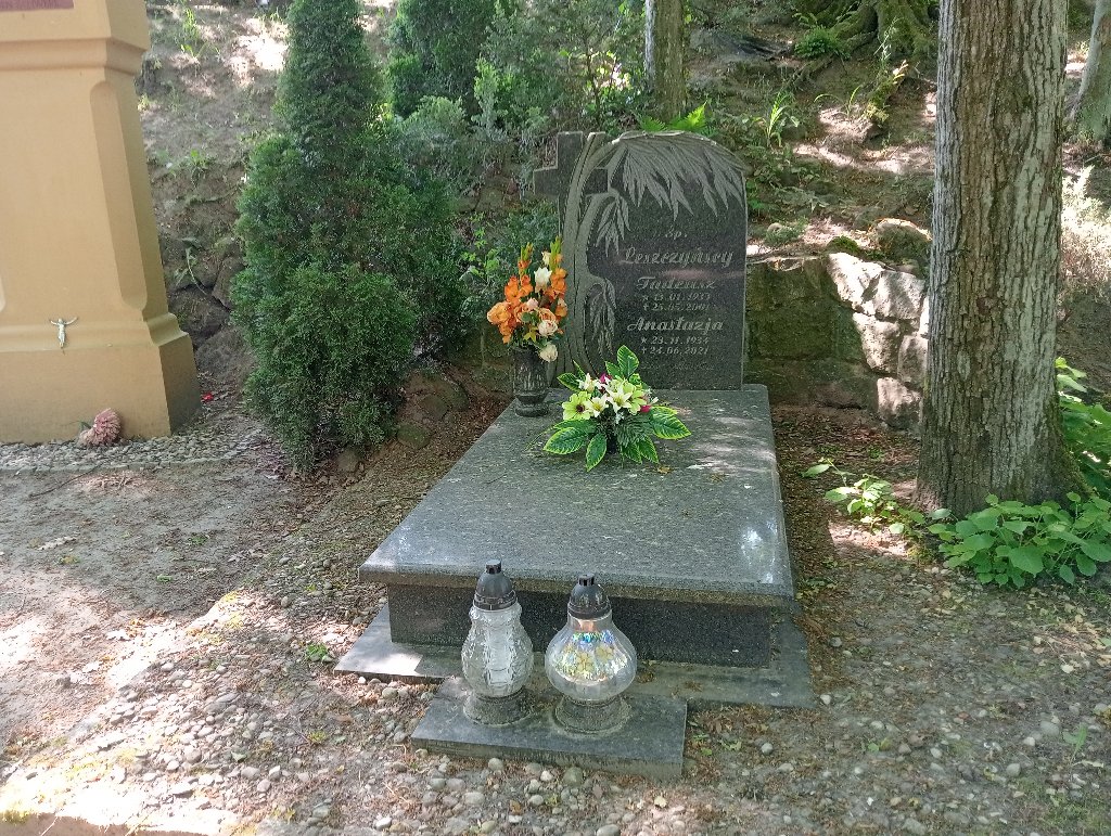 Grób Tadeusz  Leszczyński