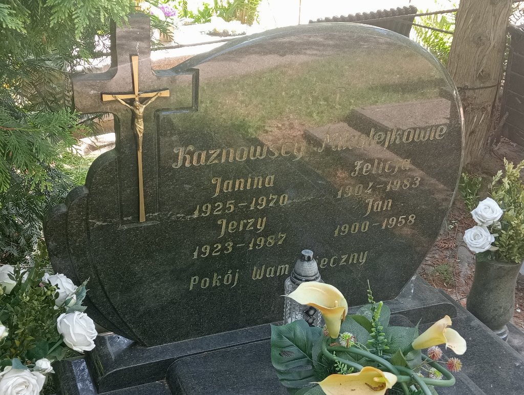 Janina Kaznowska 1925 Lidzbark Warmiński - Grobonet - Wyszukiwarka osób pochowanych