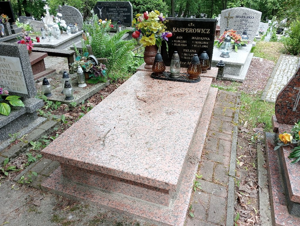 Grób Jan  Kasperowicz