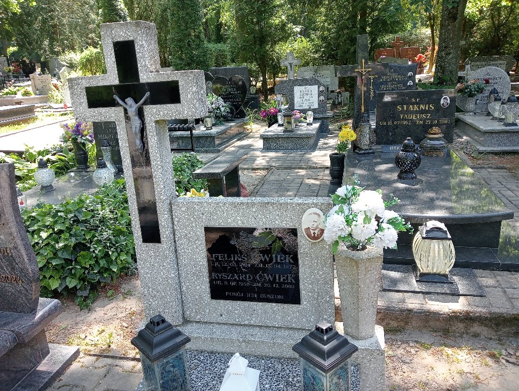 Ryszard Ćwiek 1958 Lidzbark Warmiński - Grobonet - Wyszukiwarka osób pochowanych