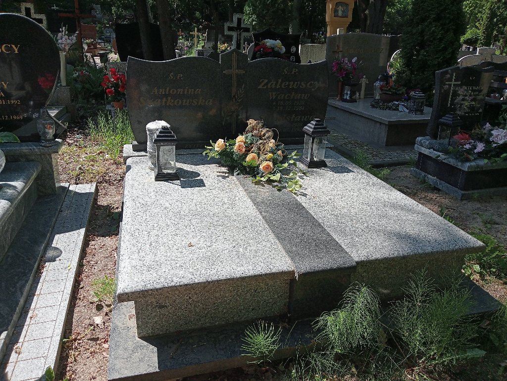 Grób Stanisława  Zalewska