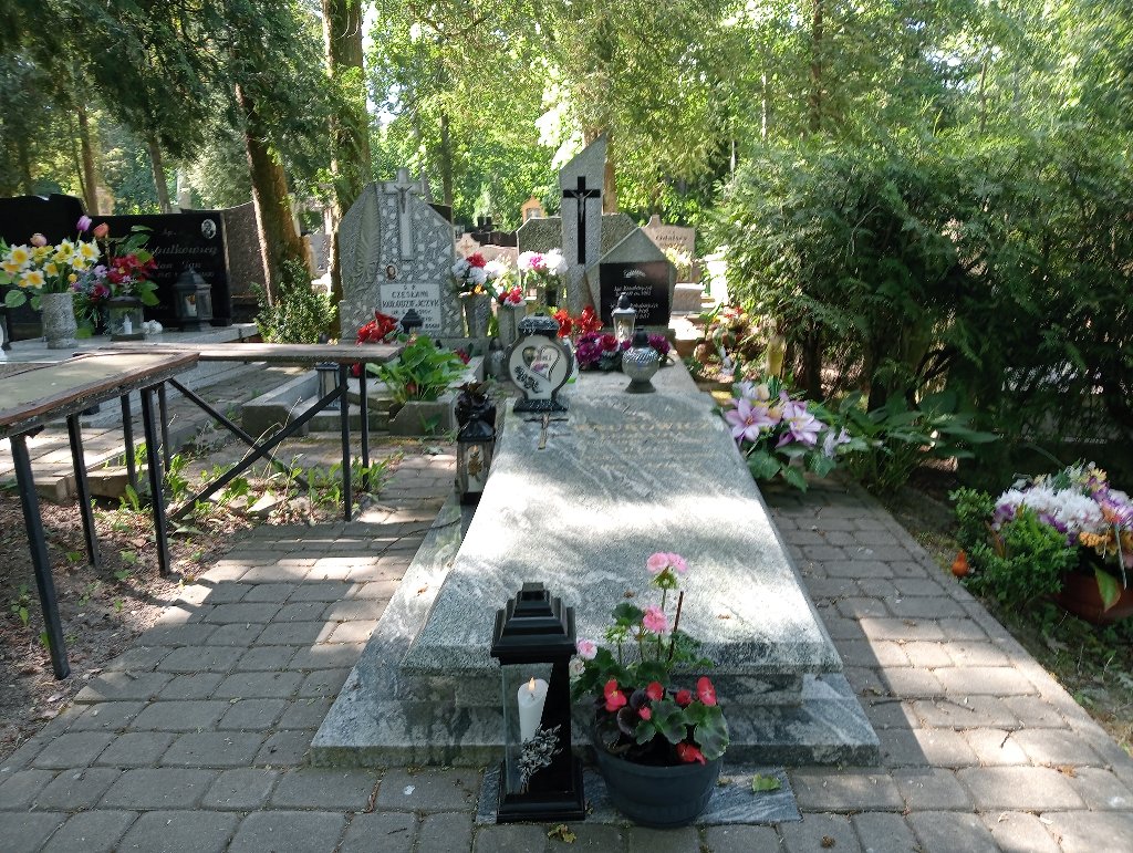 Grób Józef  Wnukowicz