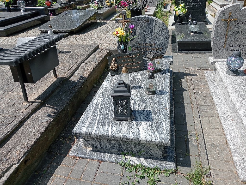 Grób Waldemar  Janczukowicz