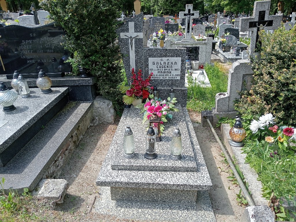 Grób Eugenia  Gałązka