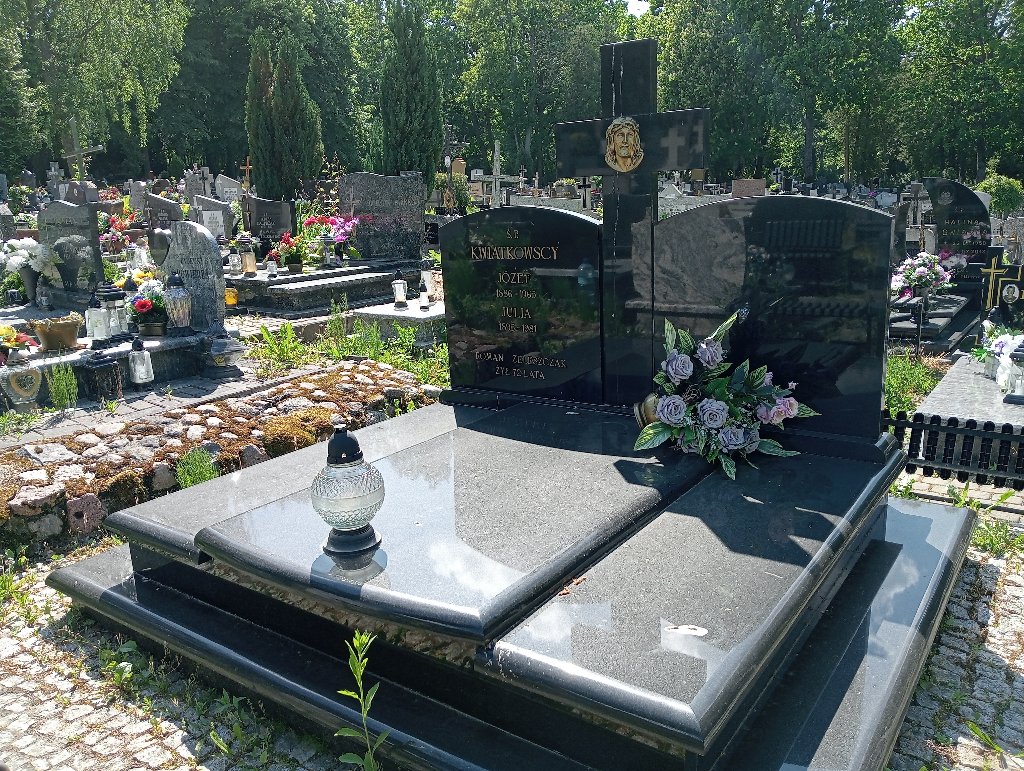 Grób Józef  Kwiatkowski