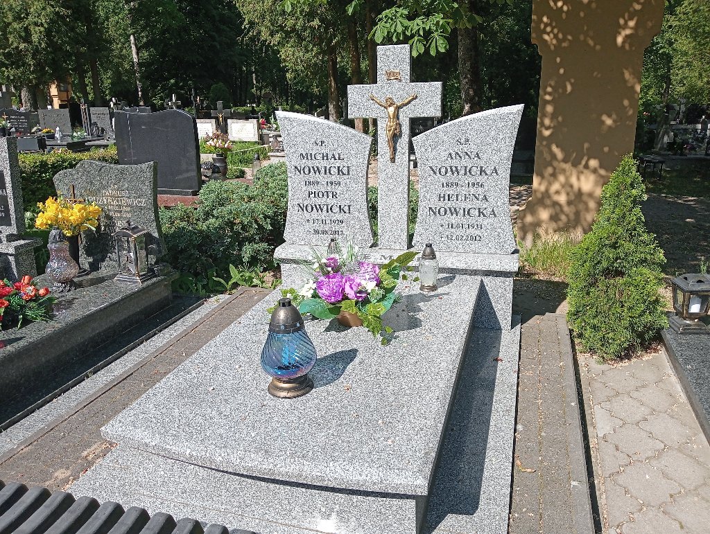 Grób Helena  Nowicka