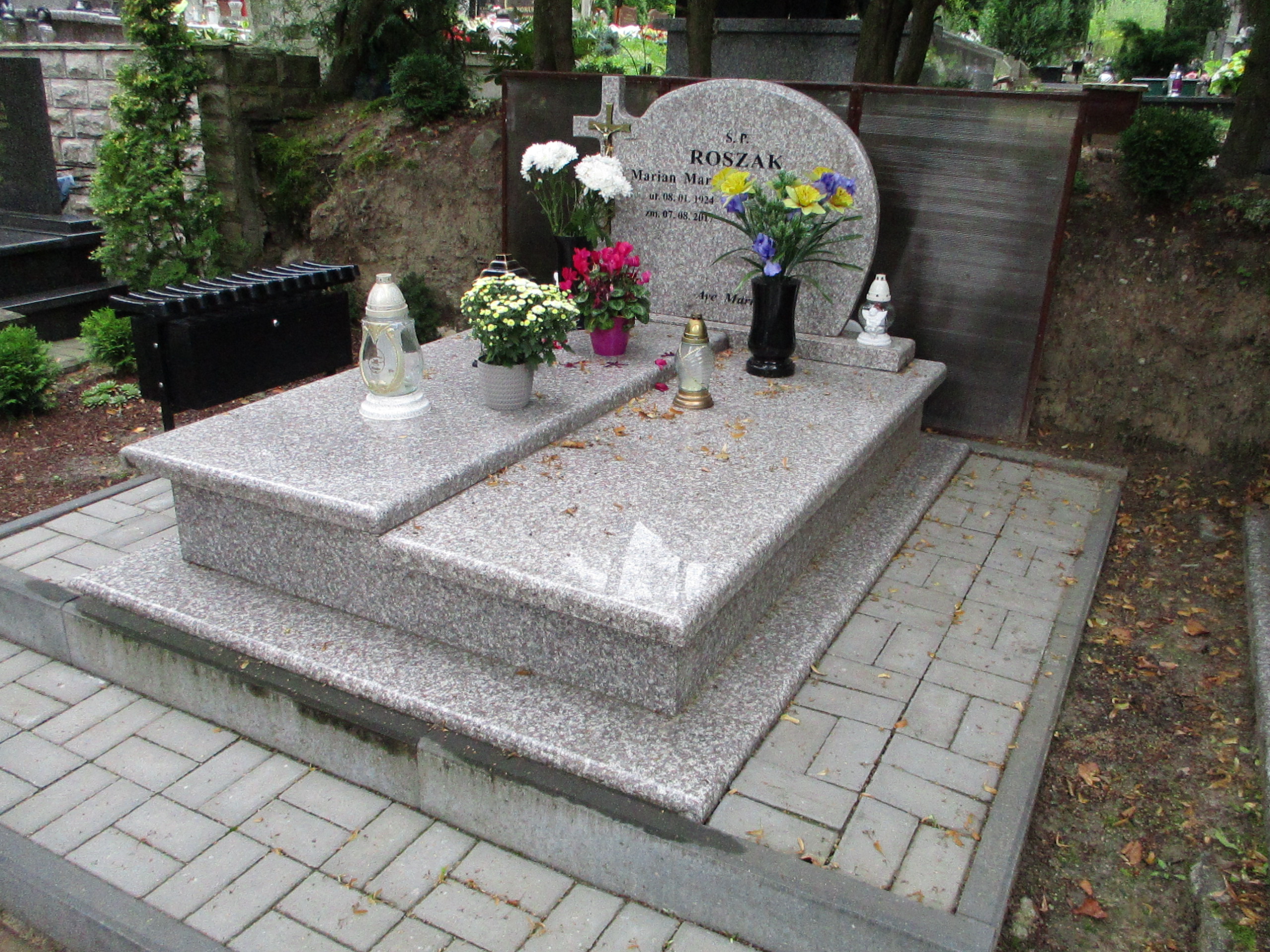 Grób Marian Marcin Roszak