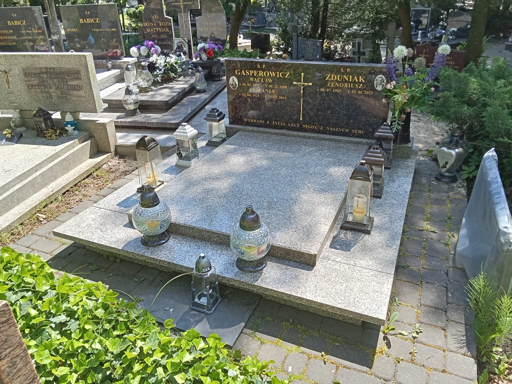 Grób Zenobiusz Zduniak