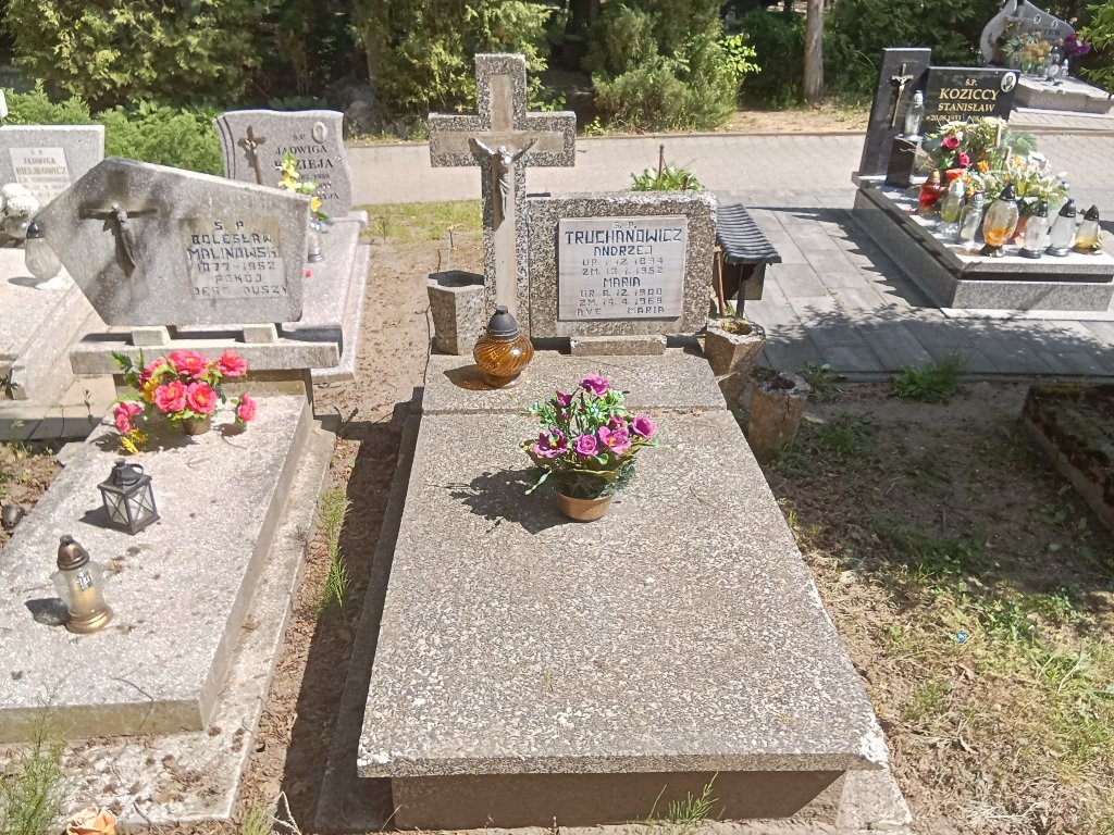 Grób Andrzej  Truchanowicz