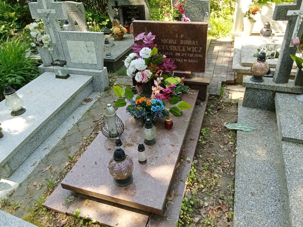 Grób Michał Robert  Stasiulewicz