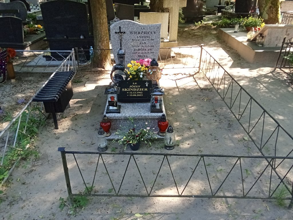 Grób Jan  Wierzbicki