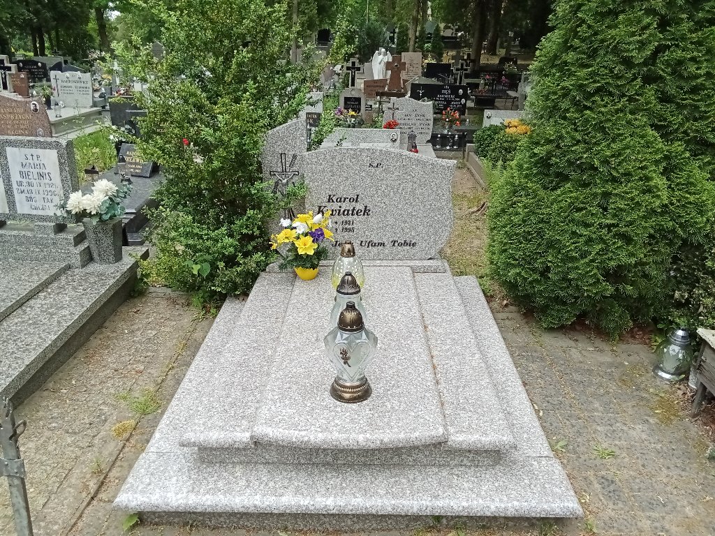 Grób Karol  Kwiatek
