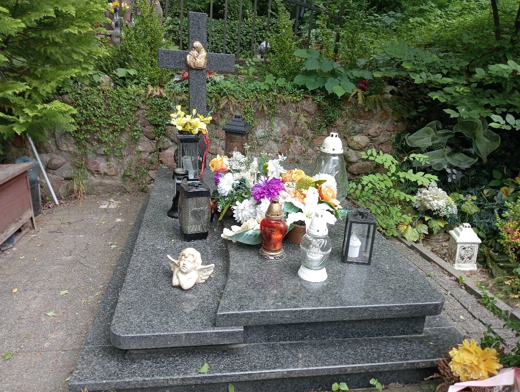 Grób Krzysztof Gabriel  Kamiński