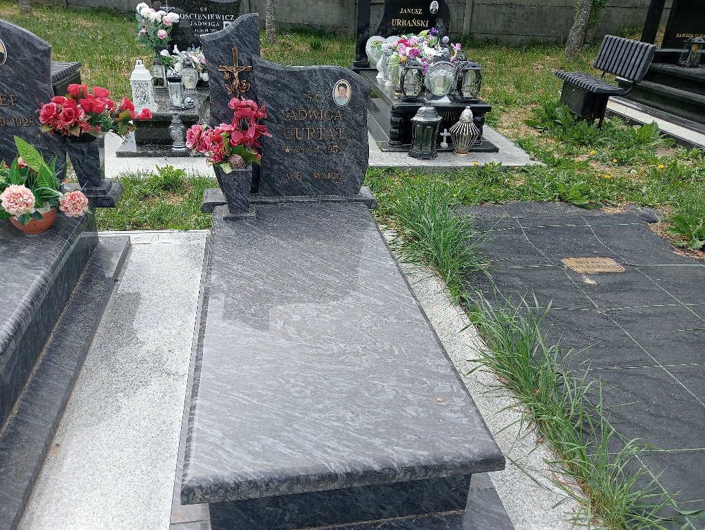 Grób Jadwiga Rezerwacja Gurtat